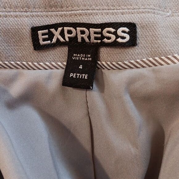 Express Three Piece Gray Women's Suit Set. Career. Professional. - Picture 14 of 16